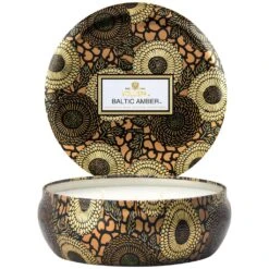 Voluspa - Japonica Collection - 3 Wick Candle In Decorative Tin